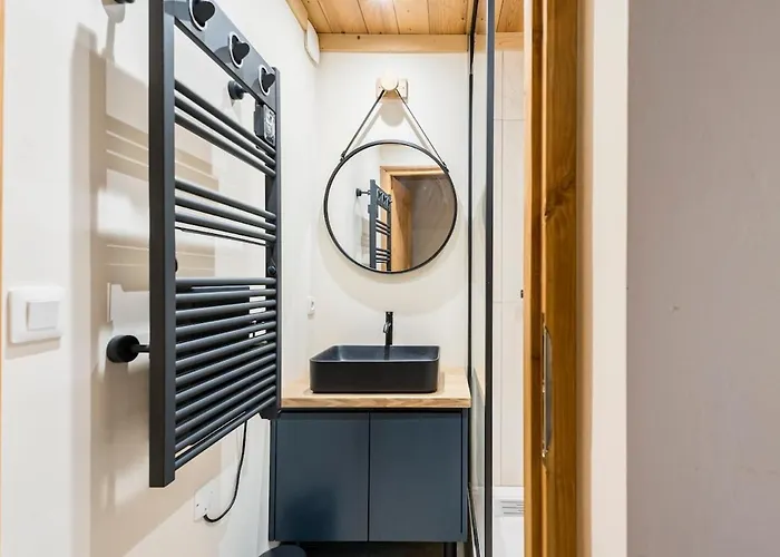 Joli Familial Centre Du Village * موجوف